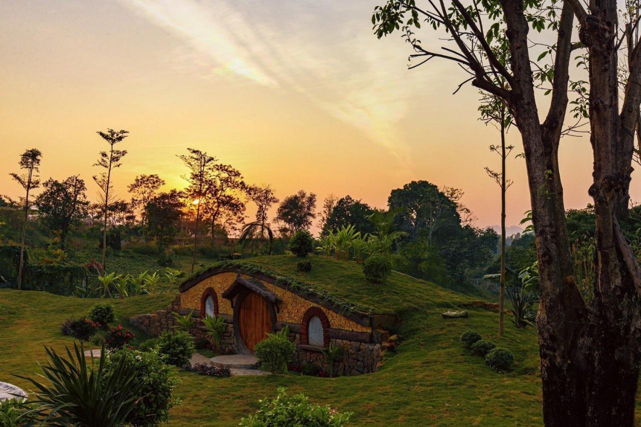Melody Retreat - Venuestay Hòa Bình エクステリア 写真