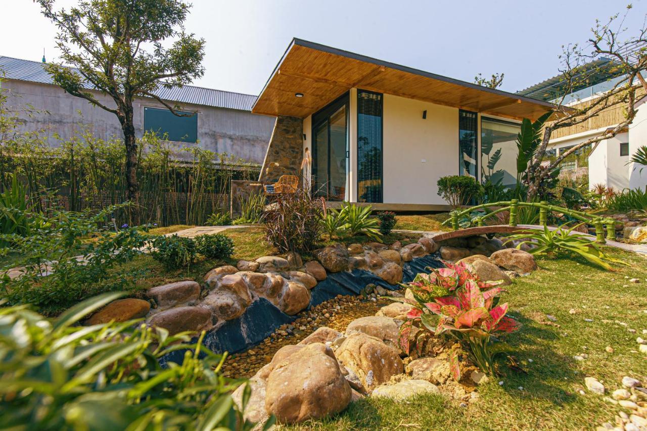 Melody Retreat - Venuestay Hòa Bình エクステリア 写真